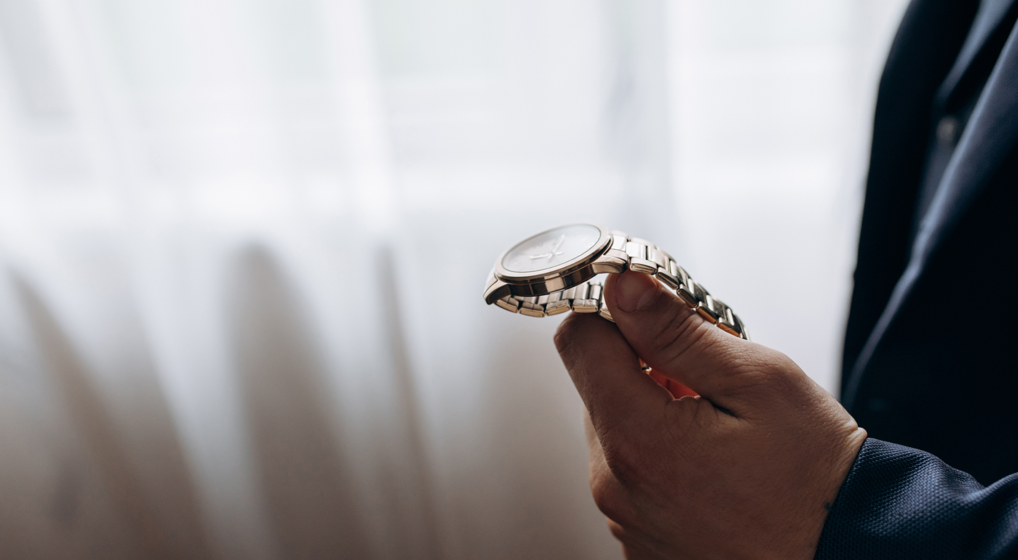 Vantique – Time Redefined